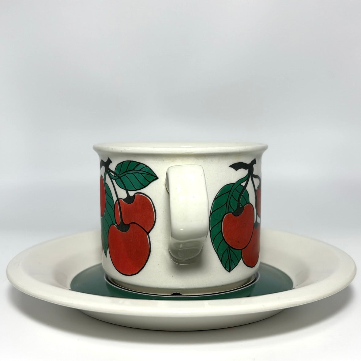 ARABIA Kirsikka コーヒーカップ＆ソーサー C&S （アラビア/キルシッカ