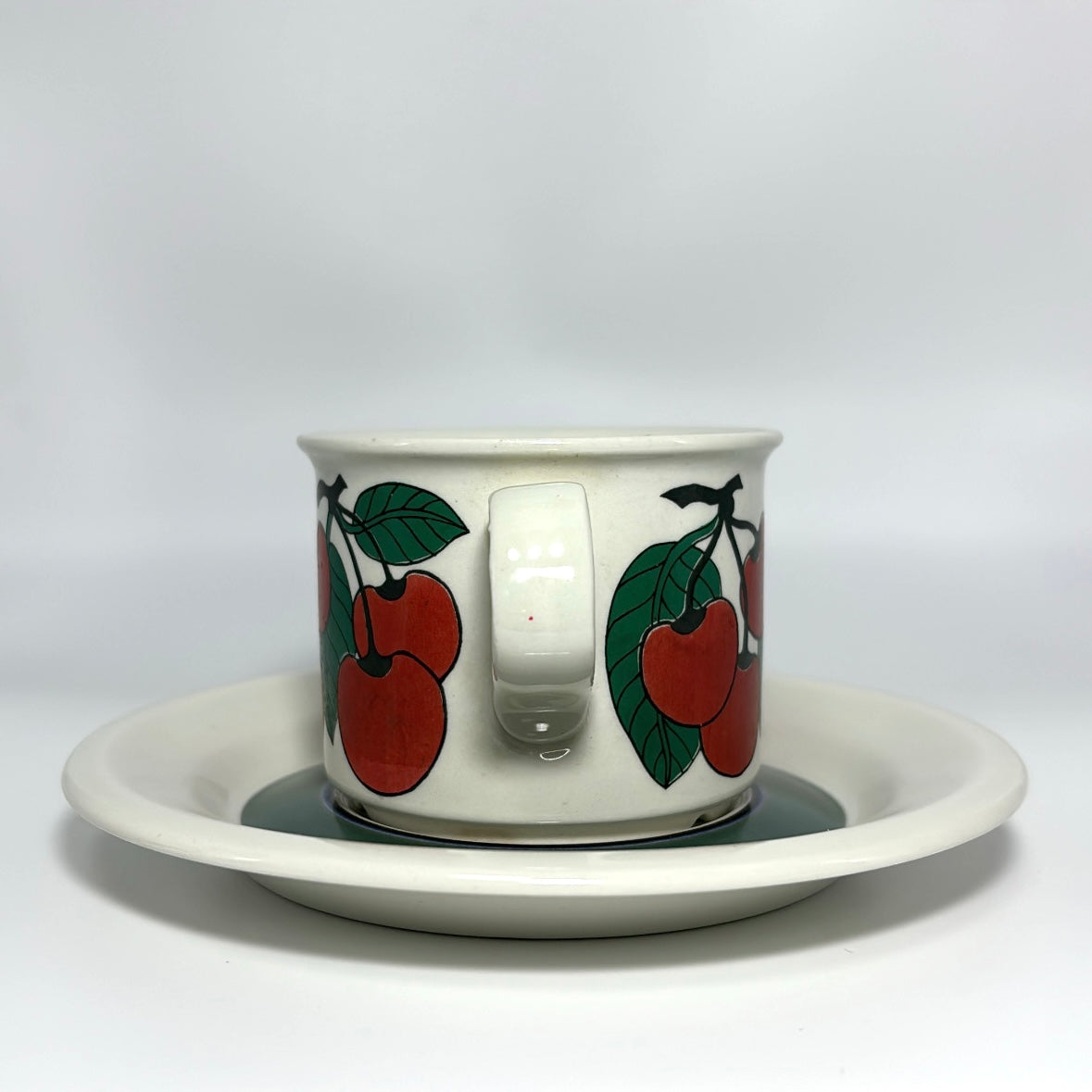 ARABIA Kirsikka コーヒーカップ＆ソーサー C&S （アラビア/キルシッカ