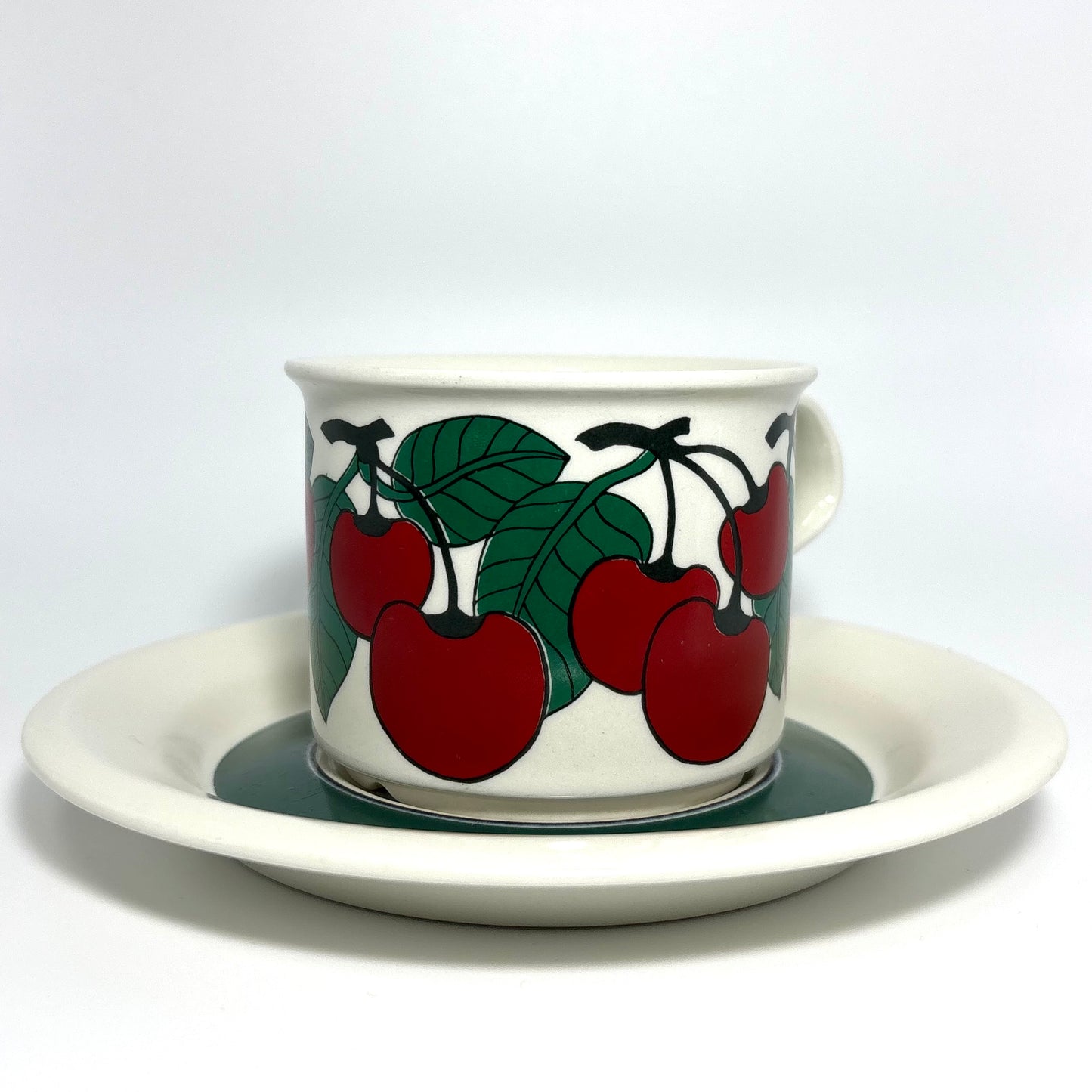 ARABIA Kirsikka コーヒーカップ＆ソーサー C&S （アラビア/キルシッカ
