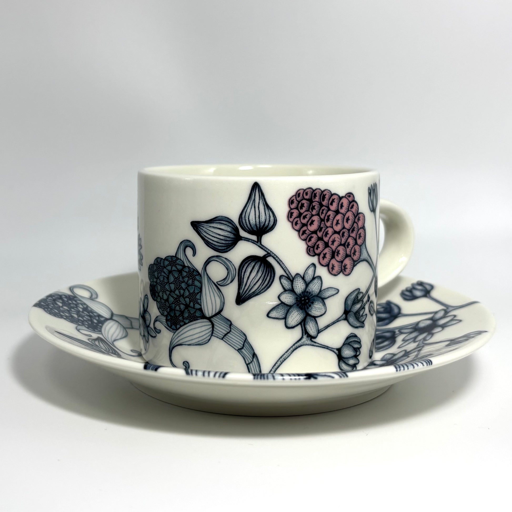 ARABIA Runo ティーカップ スプリングドロップ(アラビア/ルノ) 送料 ARABIA Runo ティーカップ スプリングドロップ(アラビア/ルノ) 送料