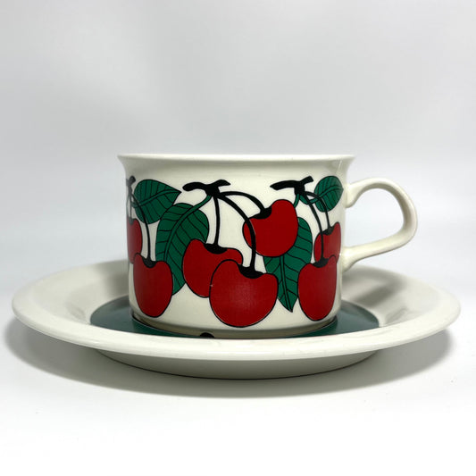 ARABIA Kirsikka ティーカップ＆ソーサー C&S （アラビア/キルシッカ） ①