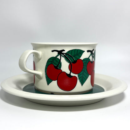 ARABIA Kirsikka ティーカップ＆ソーサー C&S （アラビア/キルシッカ） ①