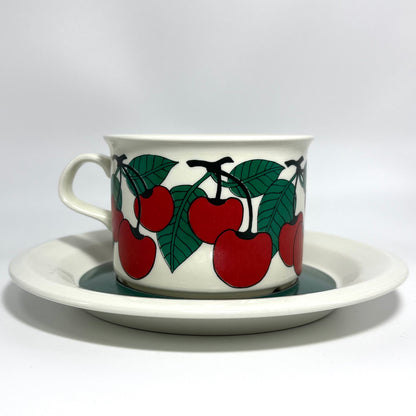 ARABIA Kirsikka ティーカップ＆ソーサー C&S （アラビア/キルシッカ） ①