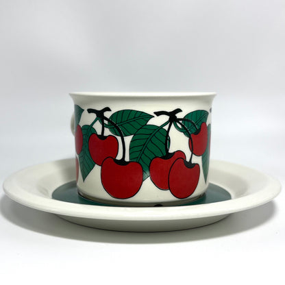 ARABIA Kirsikka ティーカップ＆ソーサー C&S （アラビア/キルシッカ） ①