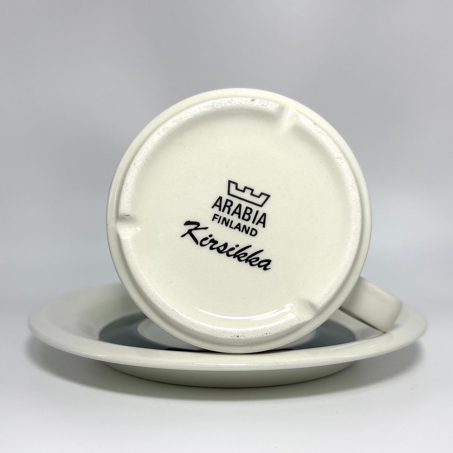 ARABIA Kirsikka ティーカップ＆ソーサー C&S （アラビア/キルシッカ） ①