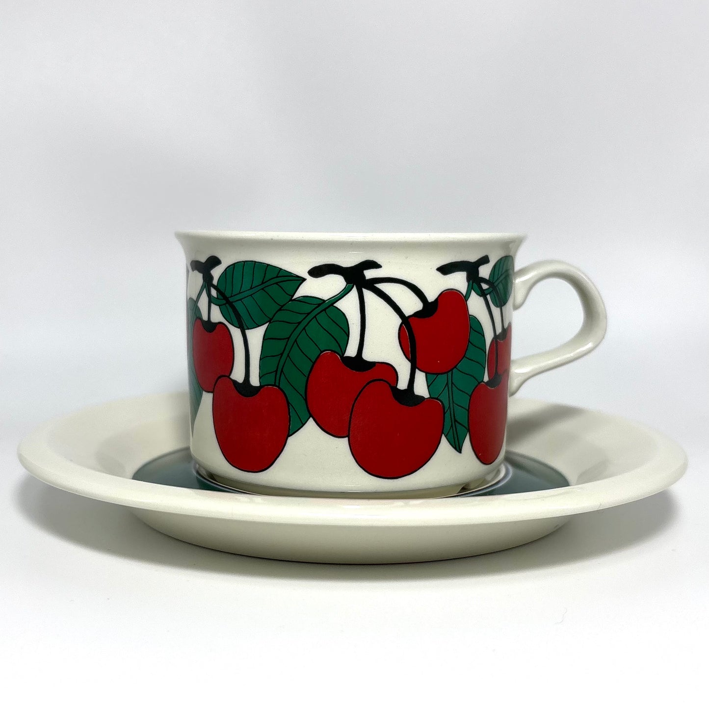 ARABIA Kirsikka ティーカップ＆ソーサー C&S （アラビア/キルシッカ） ③