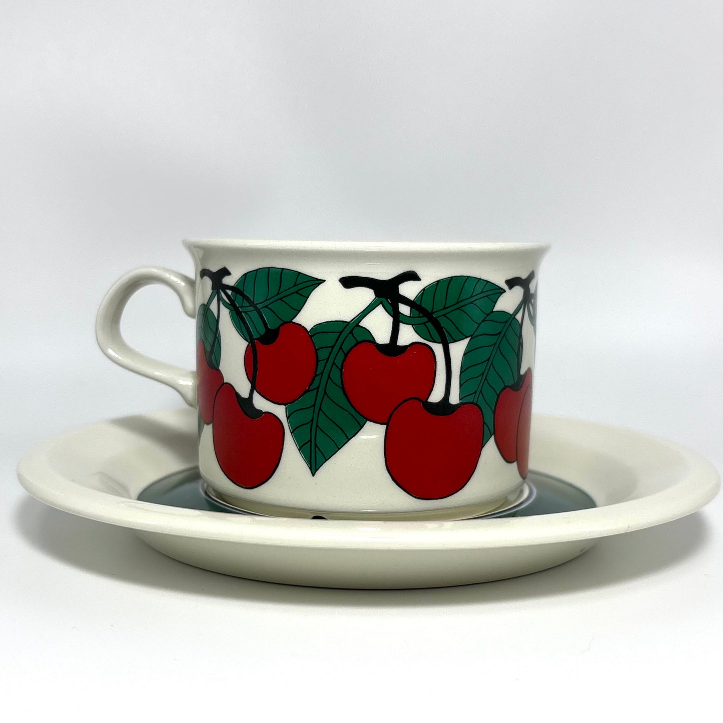 ARABIA Kirsikka ティーカップ＆ソーサー C&S （アラビア/キルシッカ） ③