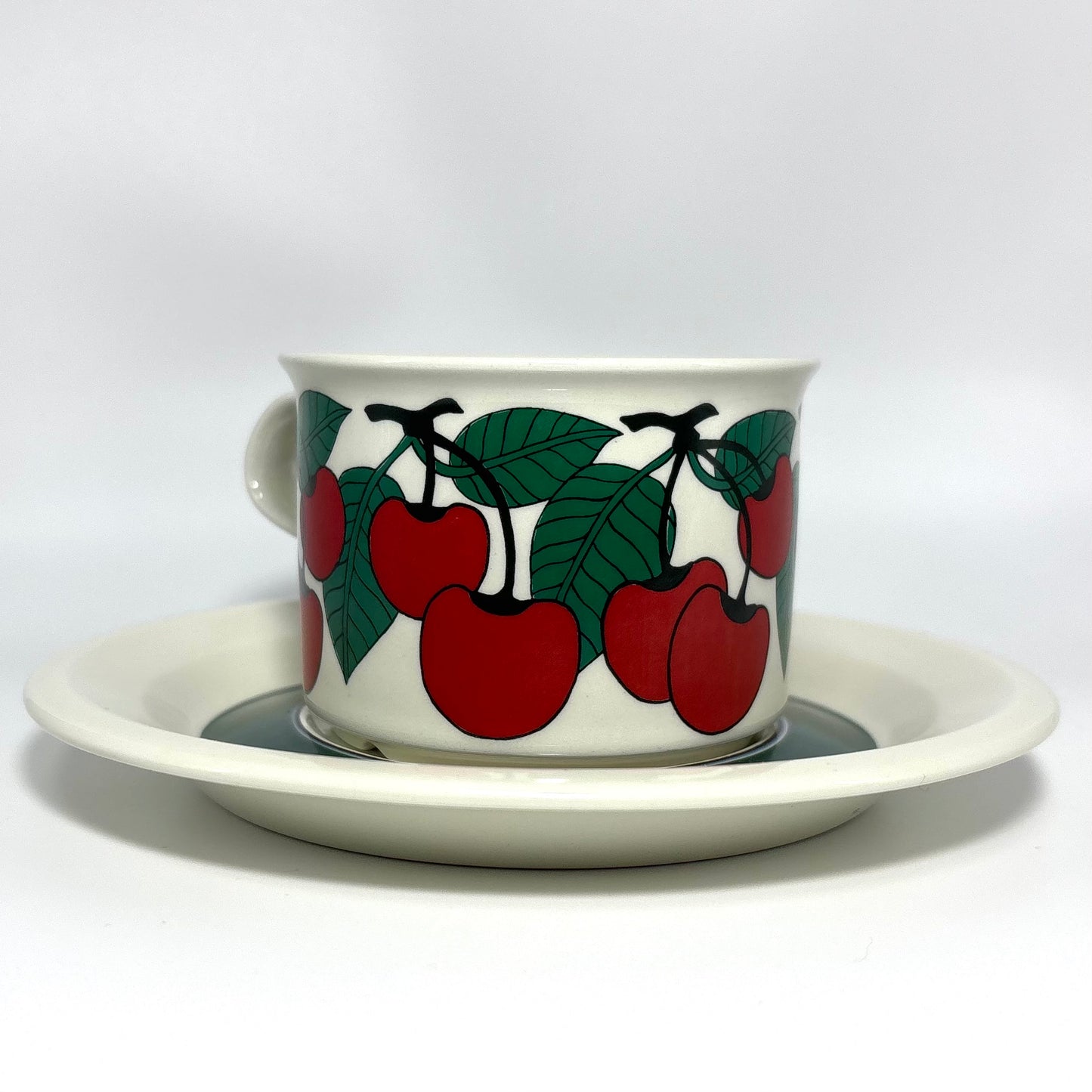 ARABIA Kirsikka ティーカップ＆ソーサー C&S （アラビア/キルシッカ） ③