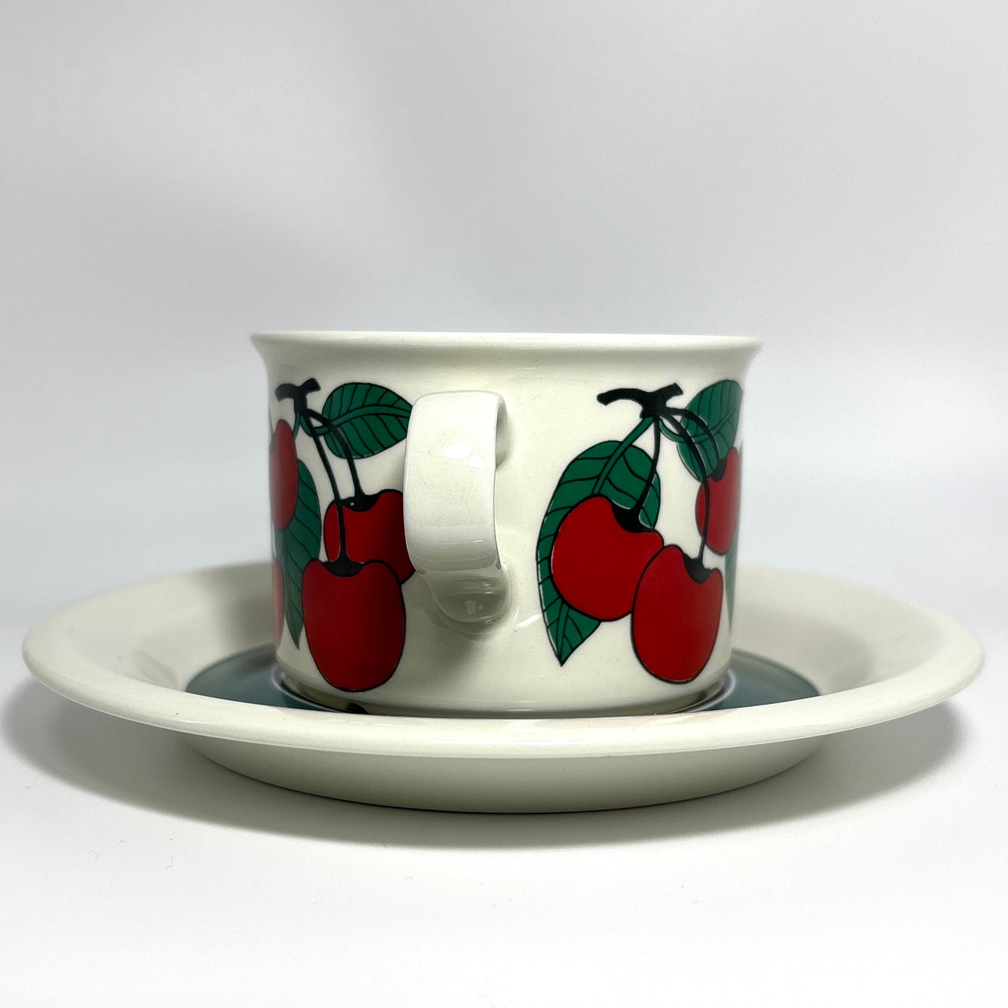 ARABIA Kirsikka ティーカップ＆ソーサー C&S （アラビア/キルシッカ） ⑤