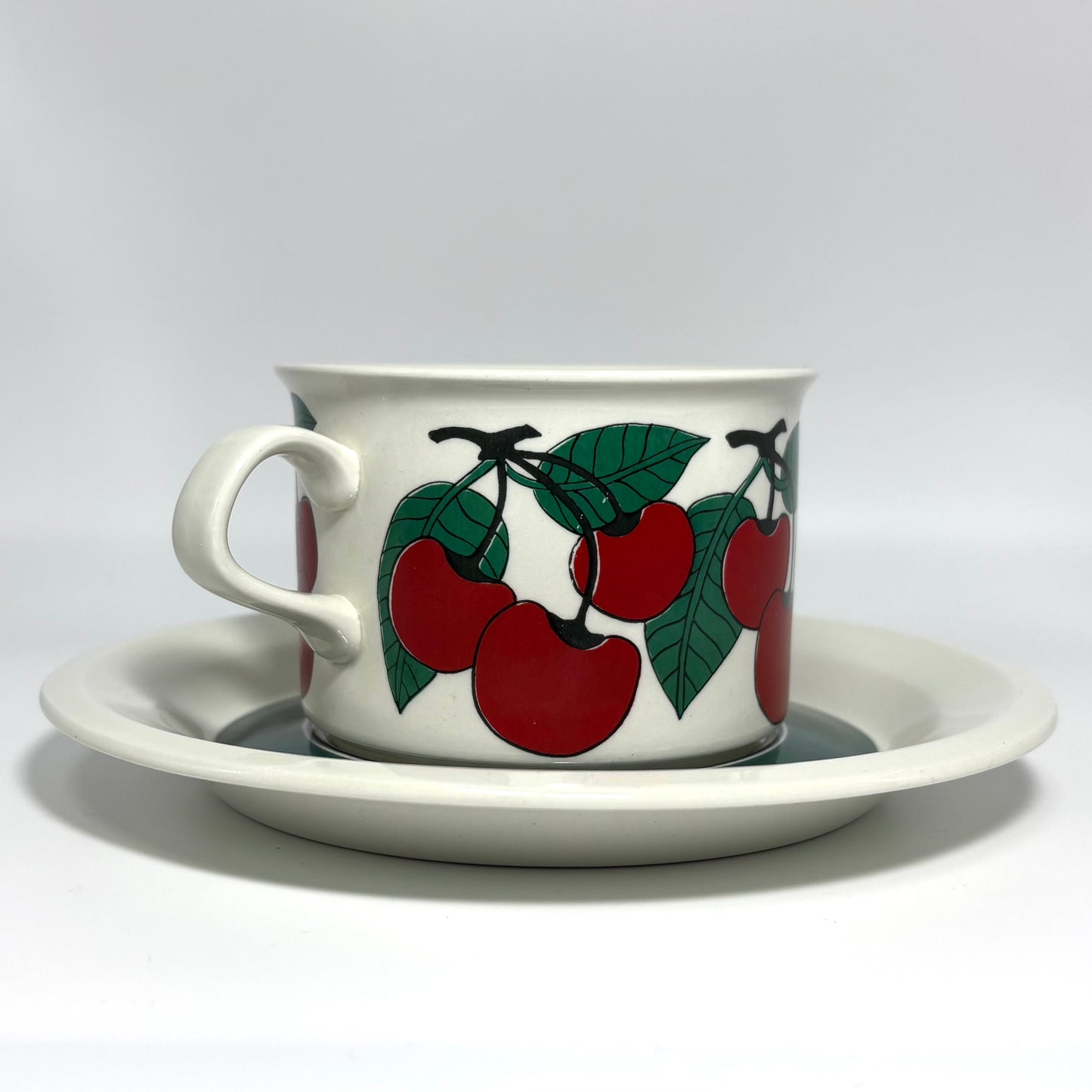 ARABIA Kirsikka ティーカップ＆ソーサー C&S （アラビア/キルシッカ） ②