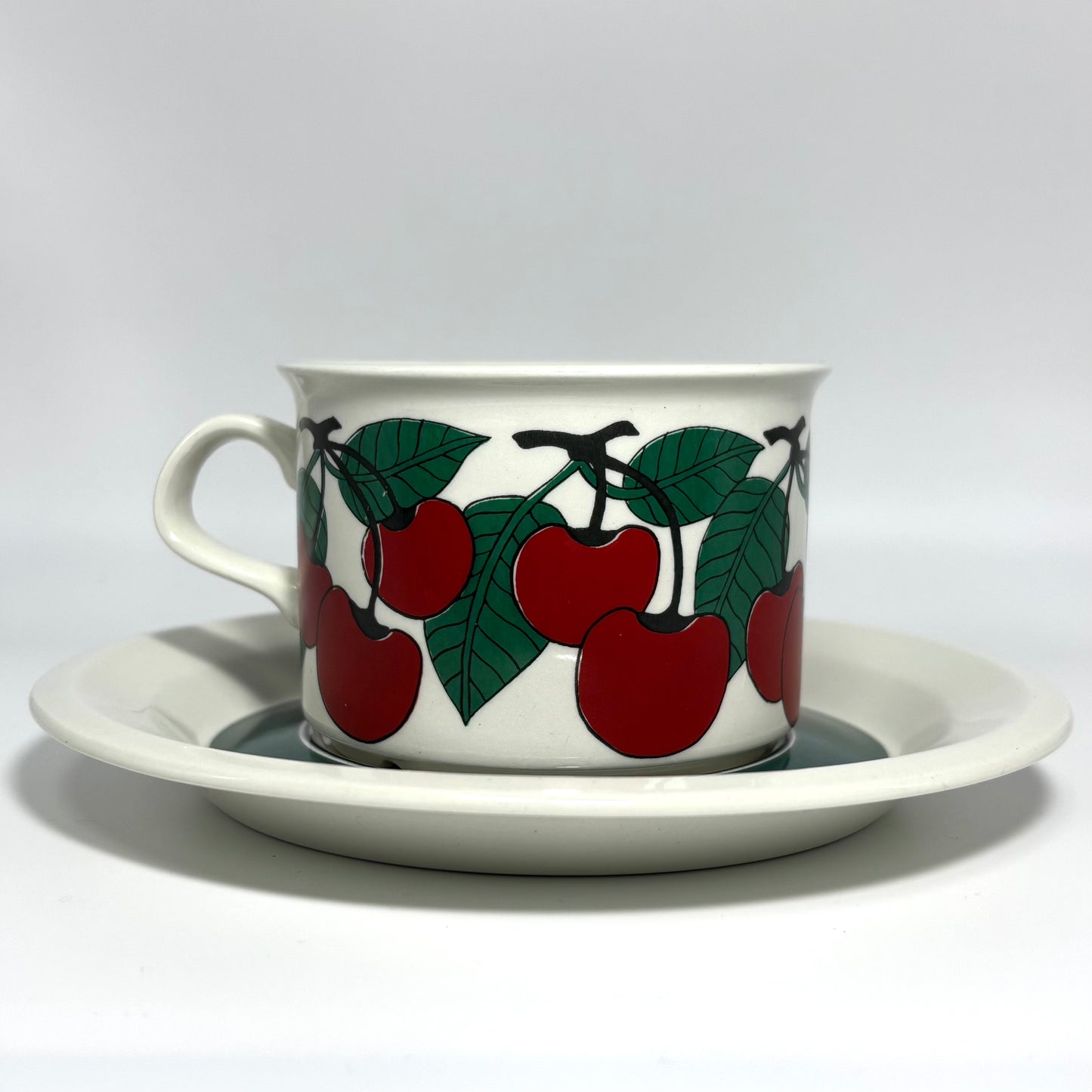ARABIA Kirsikka ティーカップ＆ソーサー C&S （アラビア/キルシッカ） ②