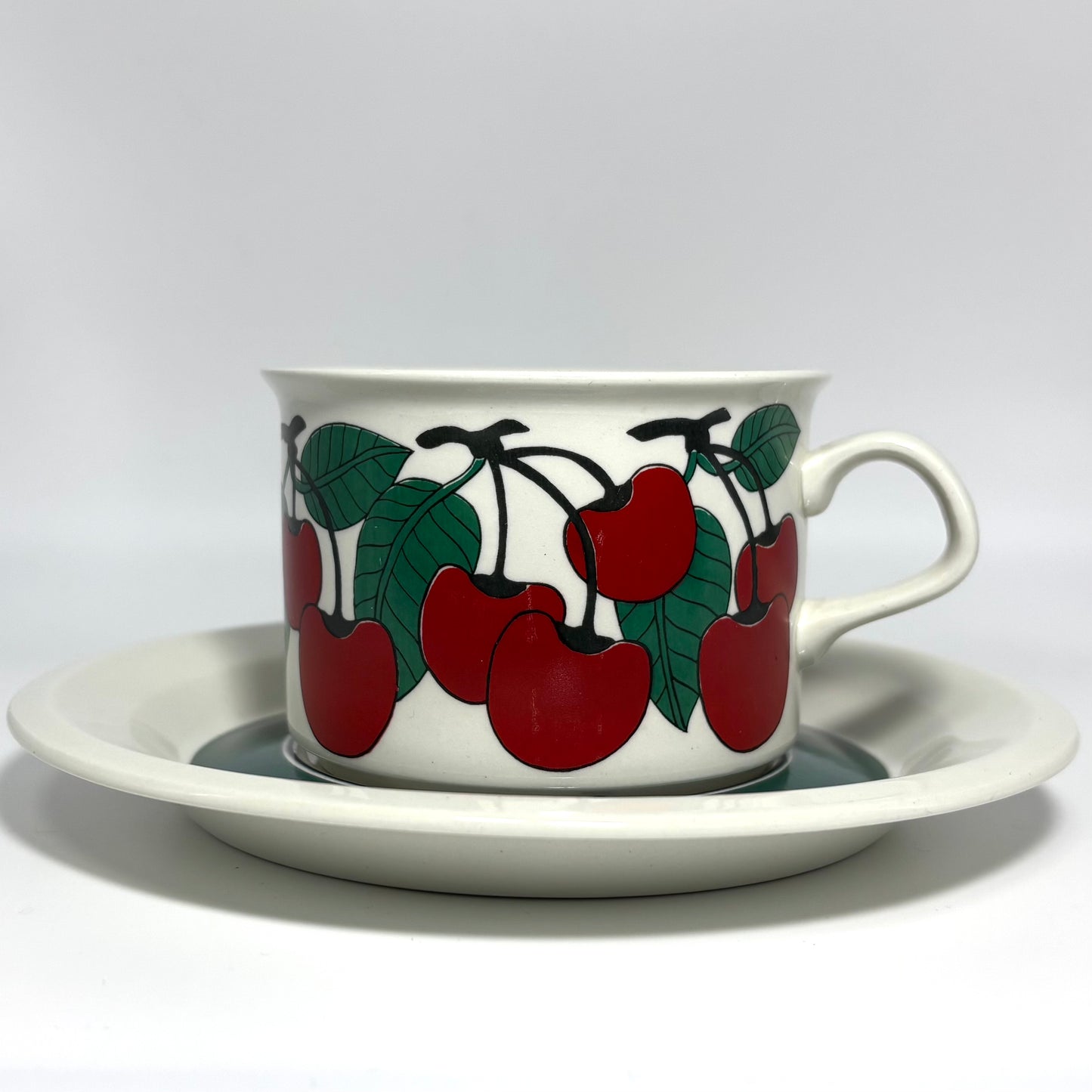 ARABIA Kirsikka ティーカップ＆ソーサー C&S （アラビア/キルシッカ） ②